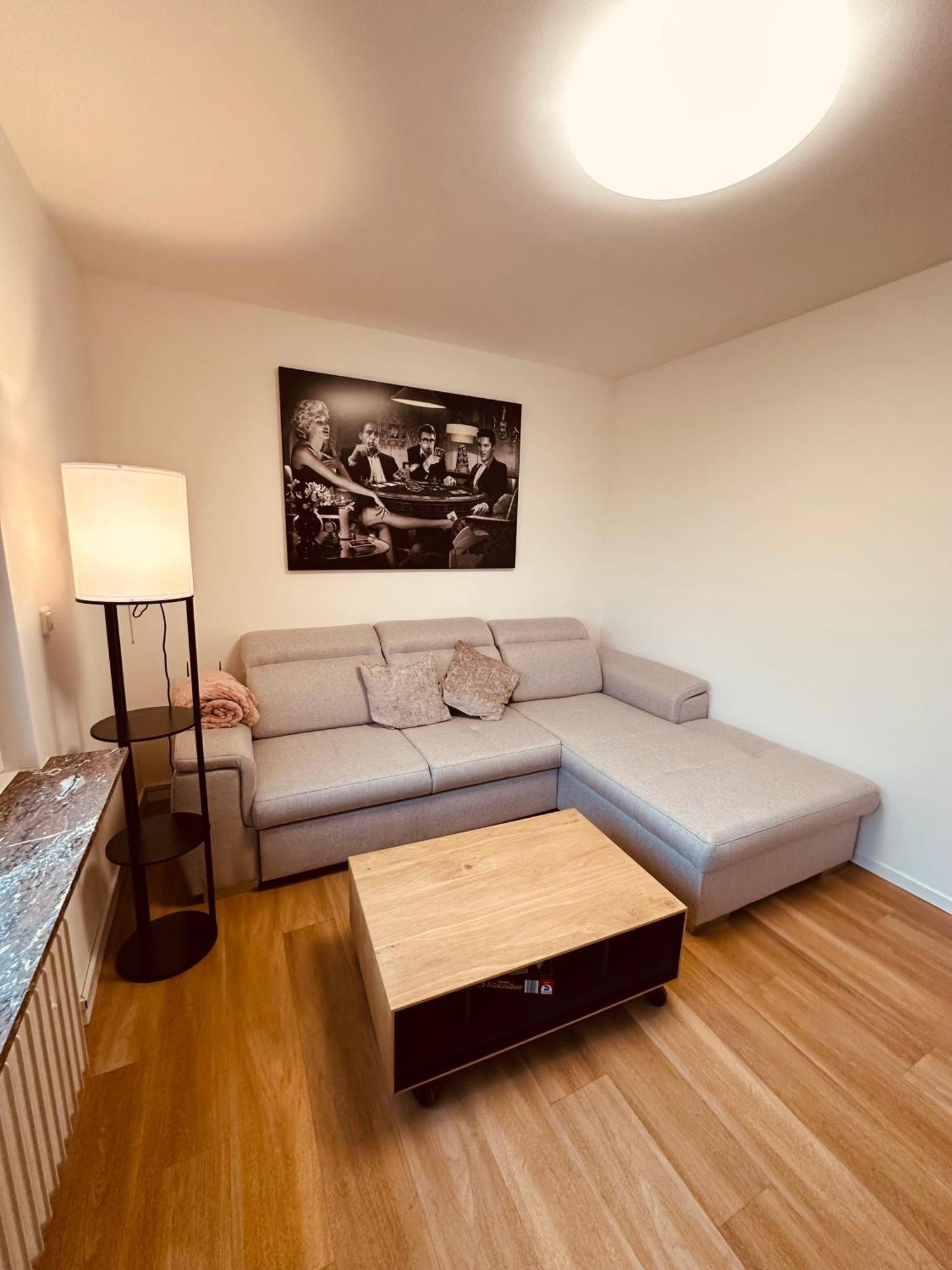 Apartment Zur Schoenen Aussicht I 55 I Am Feld I Zuhause